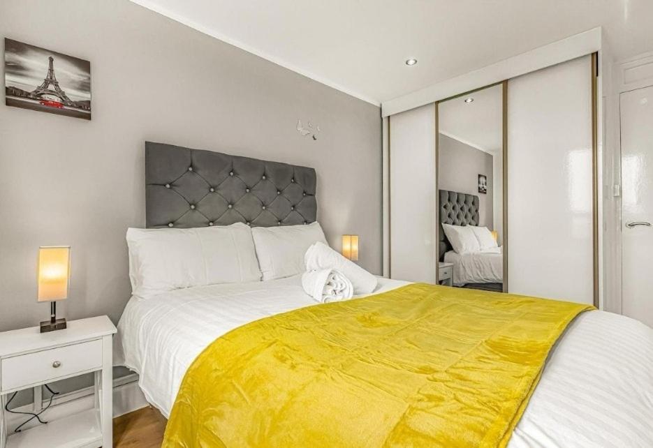 Amazing Marina-Overlooking 1Bed Λονδίνο Εξωτερικό φωτογραφία